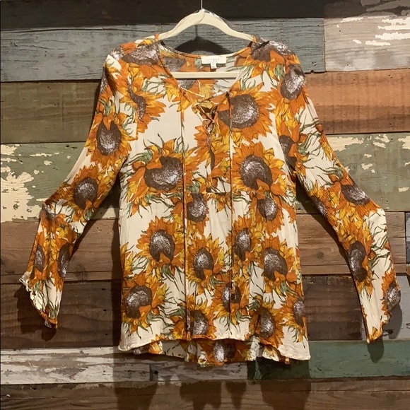 SOLD 💟Peasant Blouse by Umgee - Picture 5 of 8